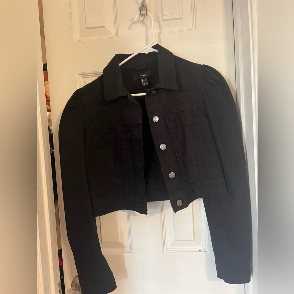 Black cropped jean jacket